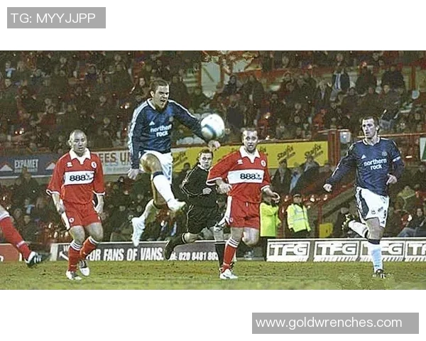 中国唯一足球明星:从草根到巅峰的传奇人生与背后的奋斗故事 中国唯一足球明星:从草根到巅峰的传奇人生与背后的奋斗故事