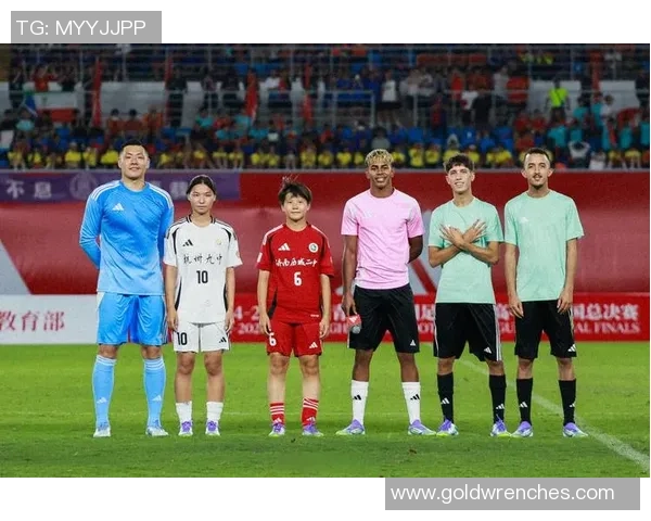 贵州五号足球球星是谁他在赛场上的表现为何备受关注