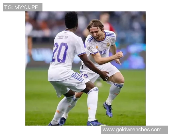 克罗地亚足球球星崛起与传奇之路探索 克罗地亚足球球星崛起与传奇之路探索