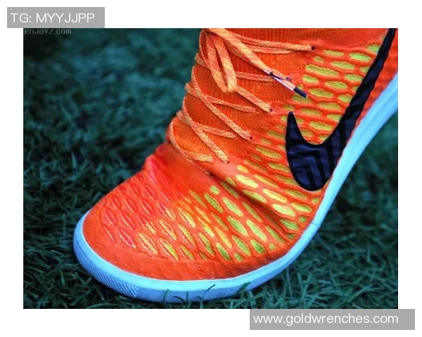 球星石膏足球：揭秘现代足球运动员的训练利器与技术创新